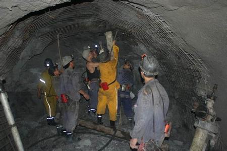 全南工程爆破中的危险因素分析以及应对工程爆破危险的措施