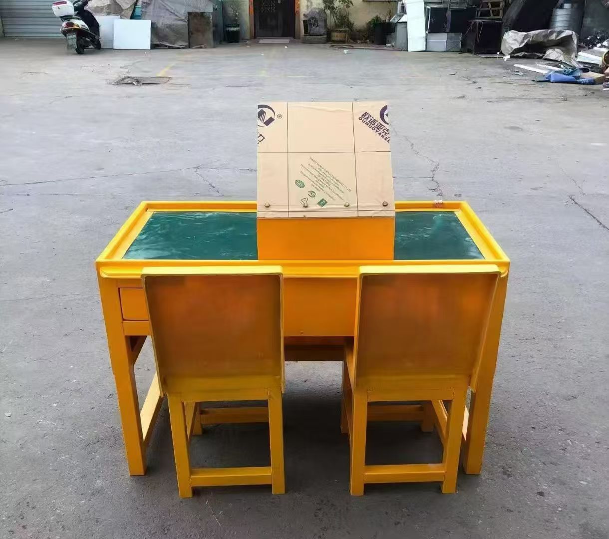 全南防静电导通桌井下煤矿火工品发放桌：危险品流转的安全守护者